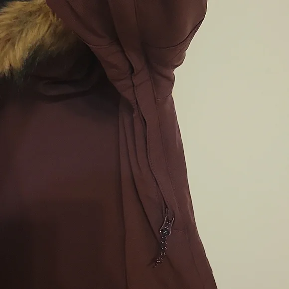 Volcom winter jacket - Picture 9 of 10